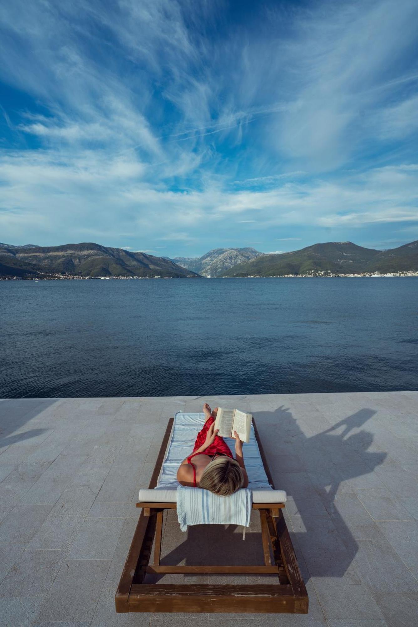 Casa Brilla Apartment Tivat Exterior photo